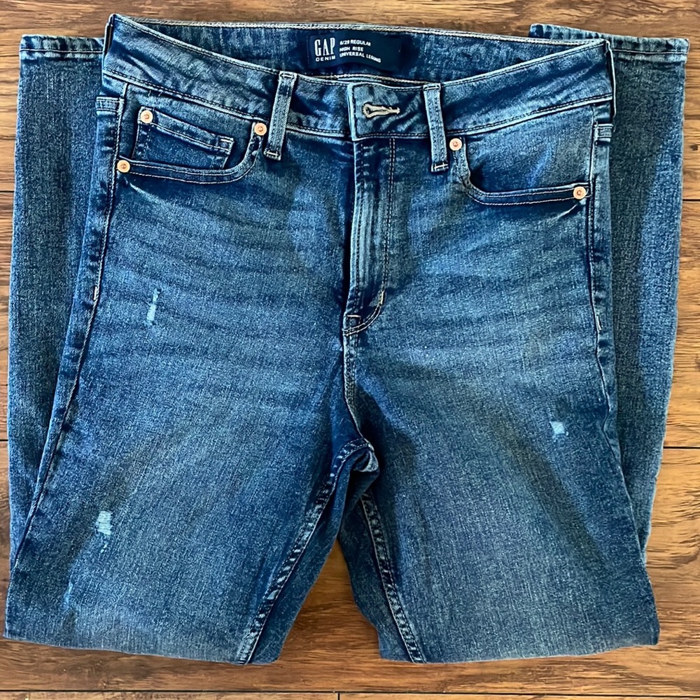 NWOT GAP HIGH RISE SKINNY JEANS